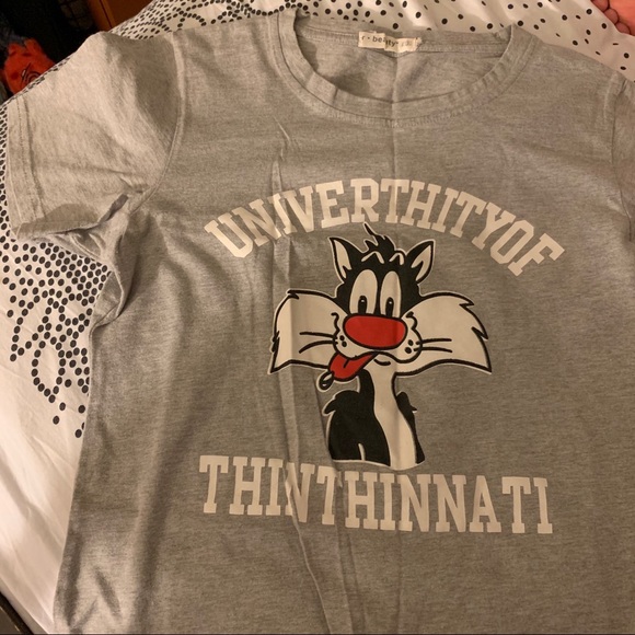 Cat tshirt - Picture 3 of 3